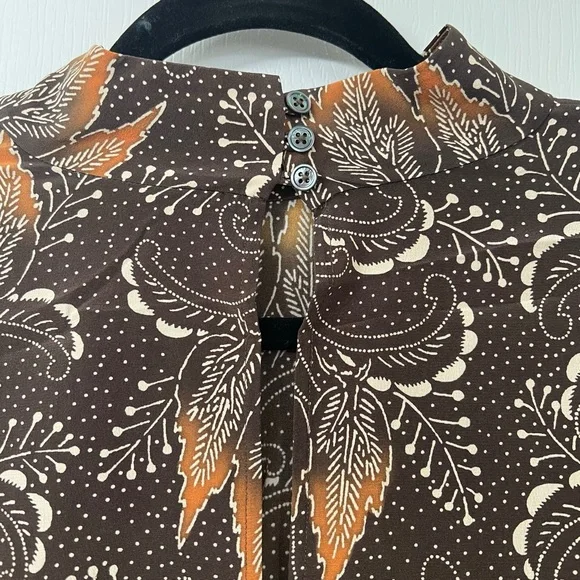 EQUIPMENT Brown Long Sleeve Tie Waist Silk Top Size 12 - Picture 9 of 13